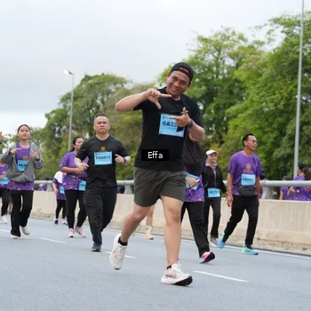 Runner Photo 2720950