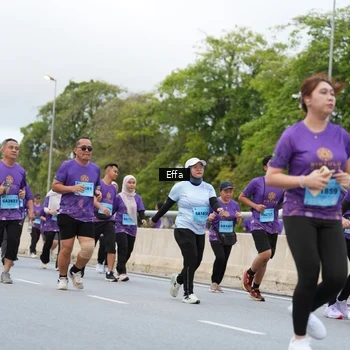 Runner Photo 2721075