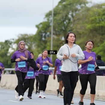 Runner Photo 2721137