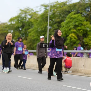 Runner Photo 2721856