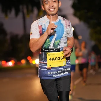 Runner Photo 2722987