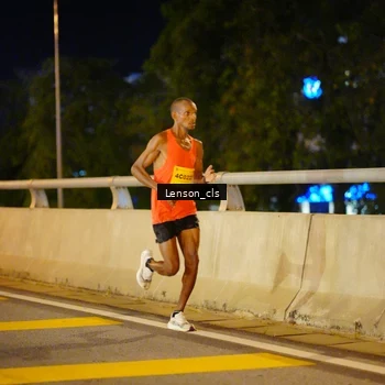 Runner Photo 2723344
