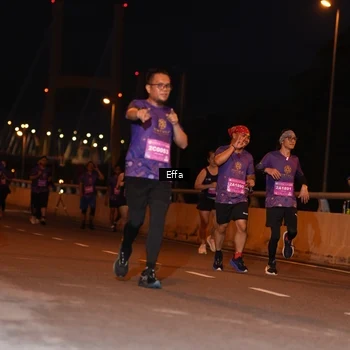 Runner Photo 2723542