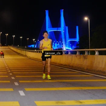 Runner Photo 2723556
