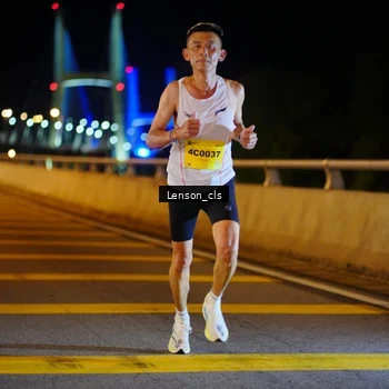 Runner Photo 2723621