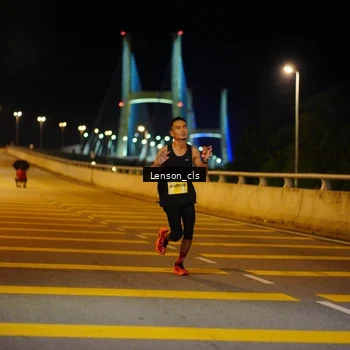 Runner Photo 2723638