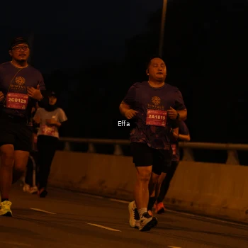 Runner Photo 2723703