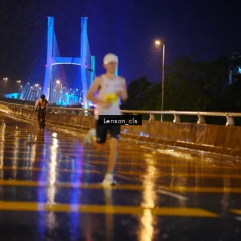 Runner Photo 2723714