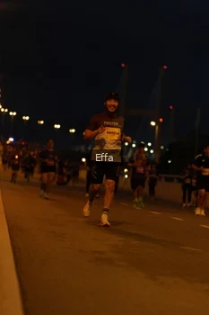 Runner Photo 2723960