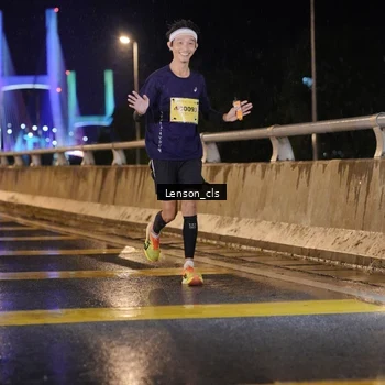 Runner Photo 2723991