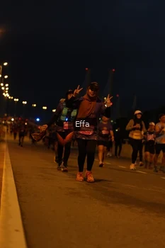 Runner Photo 2723996
