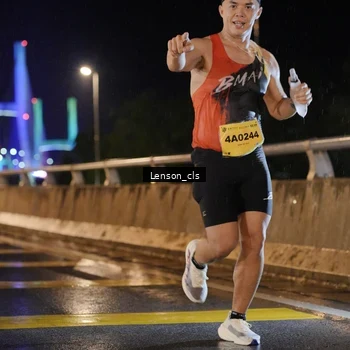 Runner Photo 2724004