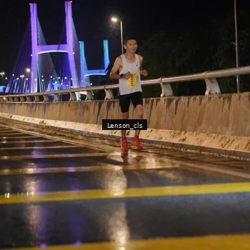 Runner Photo 2724018