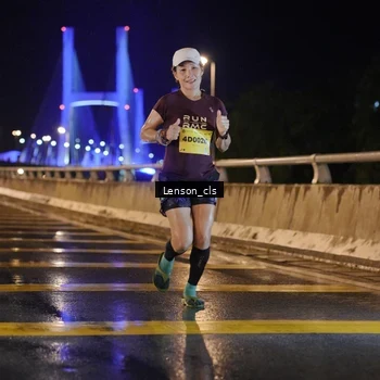 Runner Photo 2724036