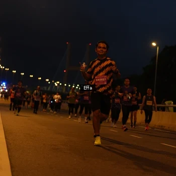 Runner Photo 2724055