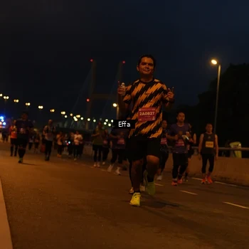 Runner Photo 2724056