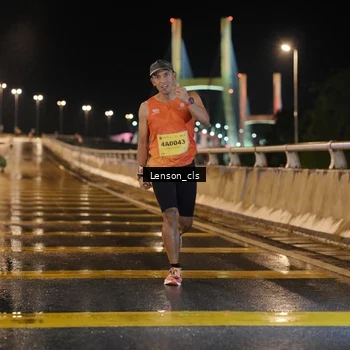 Runner Photo 2724073