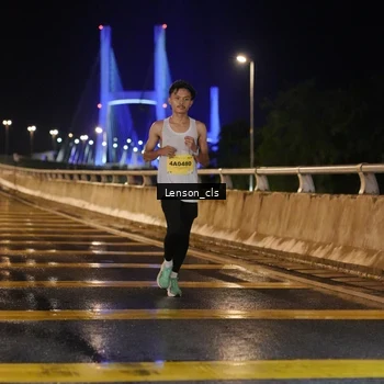 Runner Photo 2724077