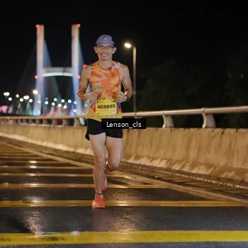 Runner Photo 2724085