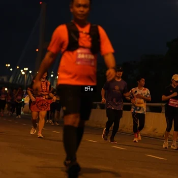 Runner Photo 2724096