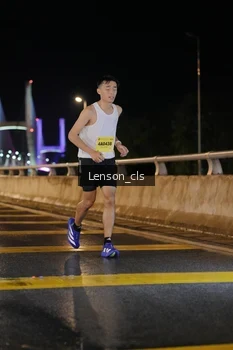 Runner Photo 2724121