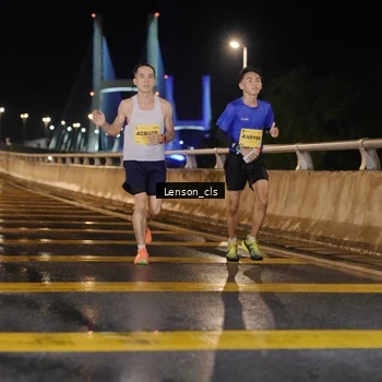 Runner Photo 2724129