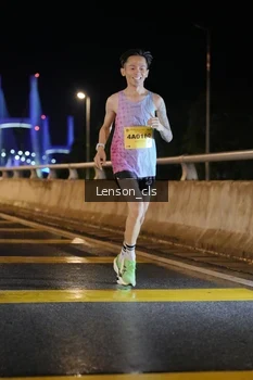 Runner Photo 2724168