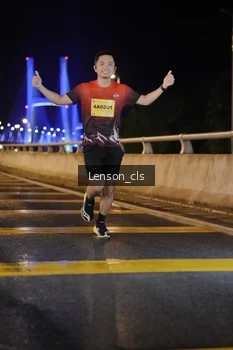 Runner Photo 2724240