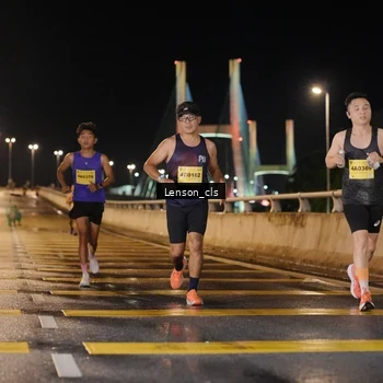 Runner Photo 2724245