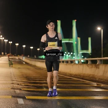 Runner Photo 2724300