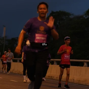 Runner Photo 2724351