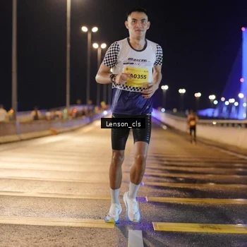 Runner Photo 2724356