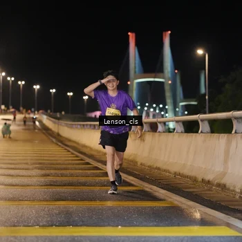 Runner Photo 2724372