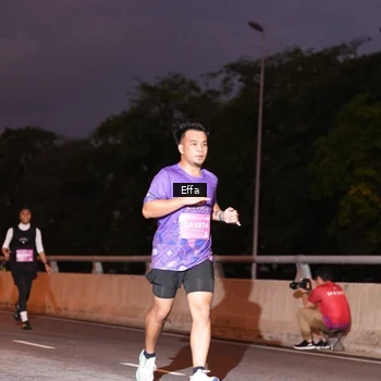 Runner Photo 2724381