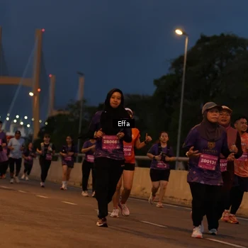 Runner Photo 2724480