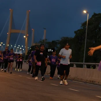 Runner Photo 2724497
