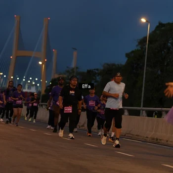 Runner Photo 2724498