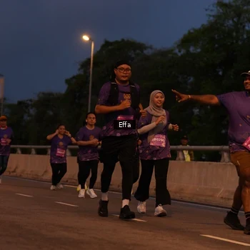 Runner Photo 2724515