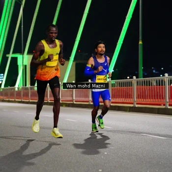 Runner Photo 2724658