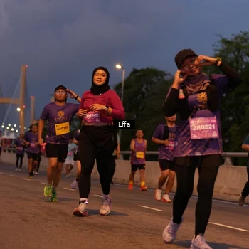 Runner Photo 2724685