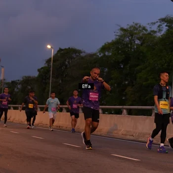 Runner Photo 2724703