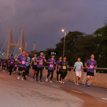 Runner Photo 2724712