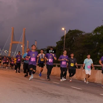Runner Photo 2724714