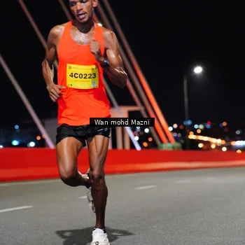 Runner Photo 2724742