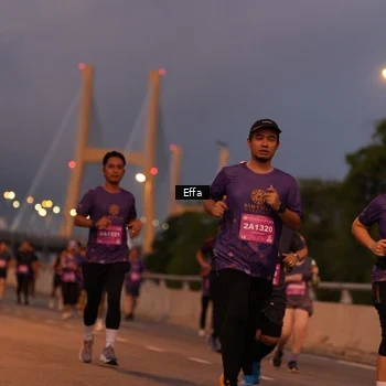 Runner Photo 2724771