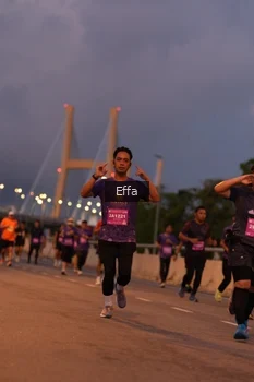 Runner Photo 2724774