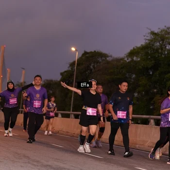 Runner Photo 2724814