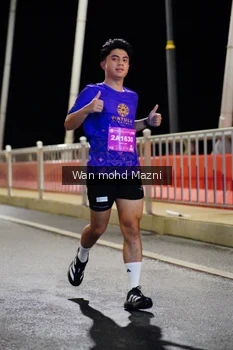 Runner Photo 2724844