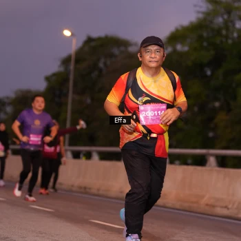 Runner Photo 2724938