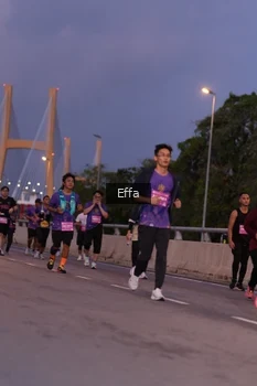 Runner Photo 2724943